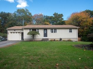 18 Birchwood Rd, Rutland, MA 01543