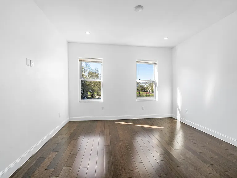 2319 N College Ave #B — Photo 25