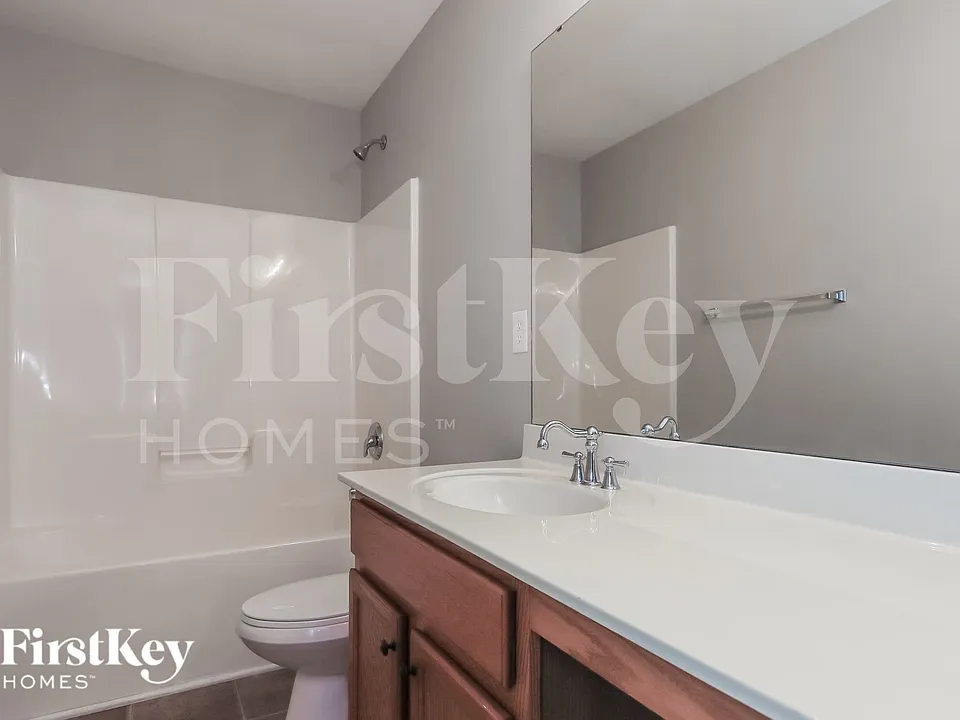 7002 Fountainbrook Dr