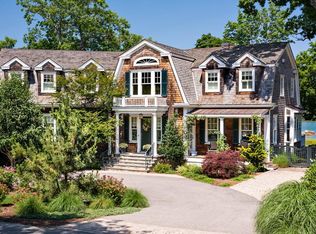 110 Beach St, Cohasset, MA 02025