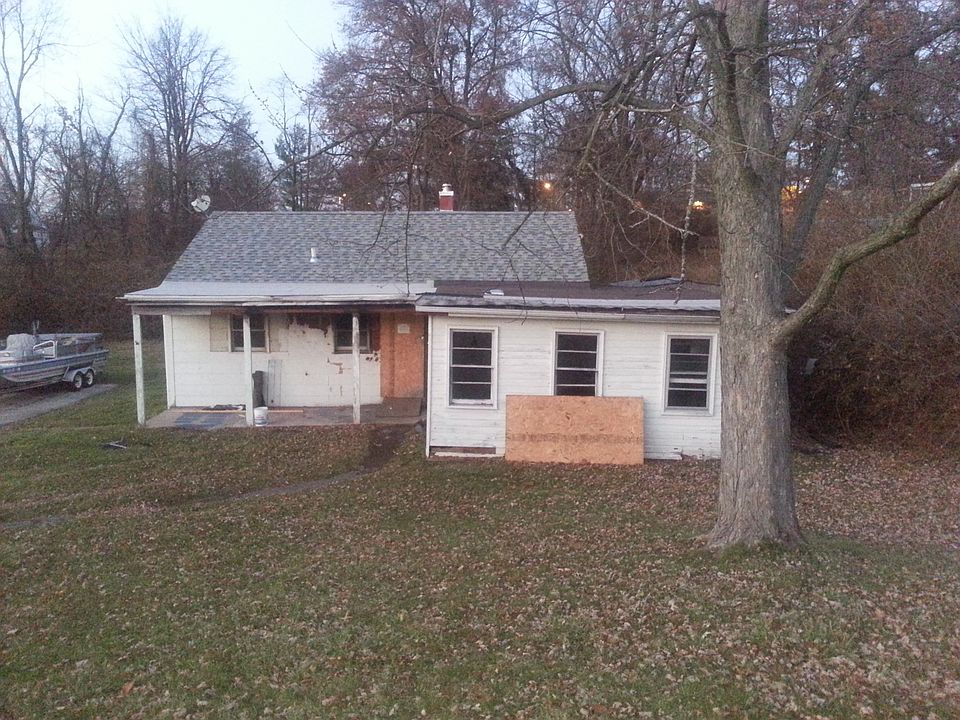 1st image of 10619 Canter Way