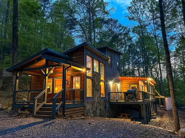 7 Addle Ct, Ellijay, GA 30540
