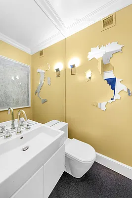 Bathroom, photo 1