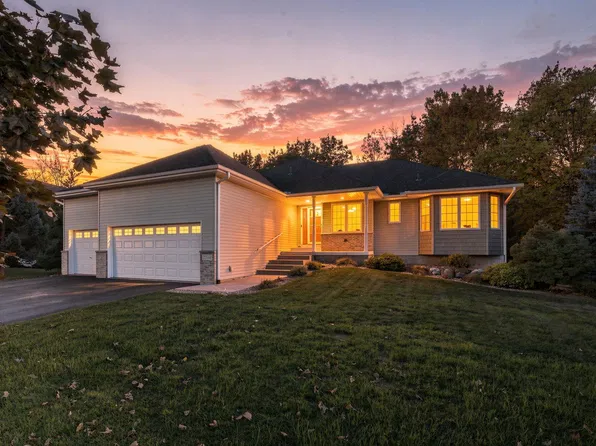 22048 Elston Ave, Forest Lake, MN 55025