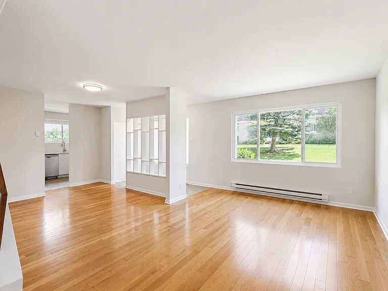 1350 Winding Trl — Photo 21