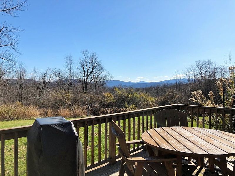 3rd image of 152 BIG ROCK Road