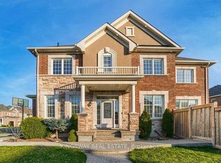 332 Snoek Poin, Milton, ON L9T 8Y5