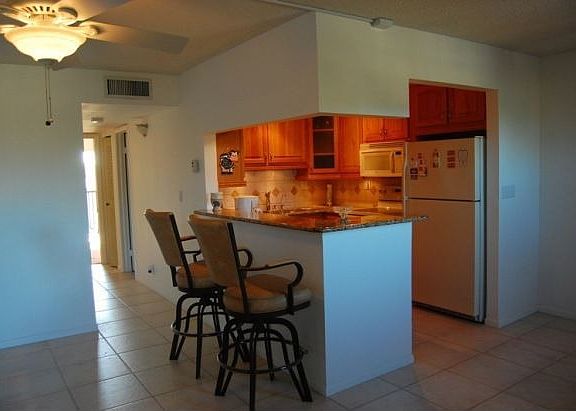 4th image of 7277 Ashmont Cir
