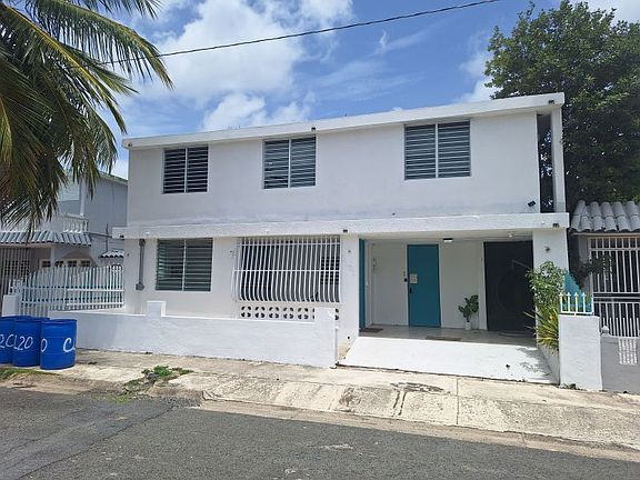 2nd image of Urb Country Club Calle #149-C20
