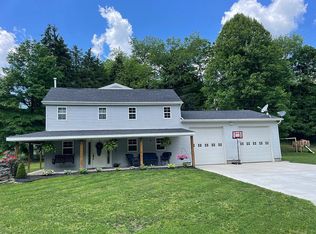 3993 Grimes Rdg, Valley Grove, WV 26060