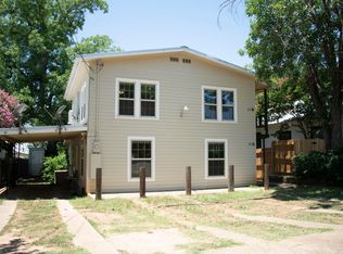 1107 Hickory St #B, Llano, TX 78643