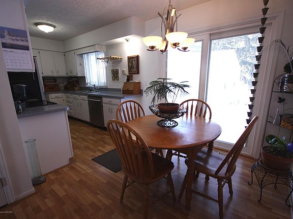 4th image of 2086 Delhi St NE