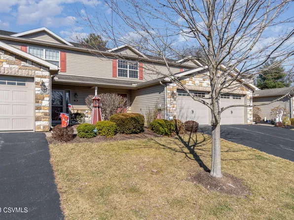 36 N Oakwood Ln, Selinsgrove, PA 17870