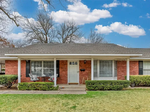 215 E Tennie St, Gainesville, TX 76240