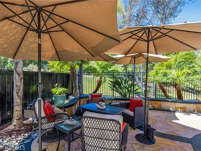 28060 Paseo Hacienda — Photo 44