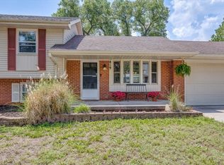 819 E Sunrise Ct, Derby, KS 67037