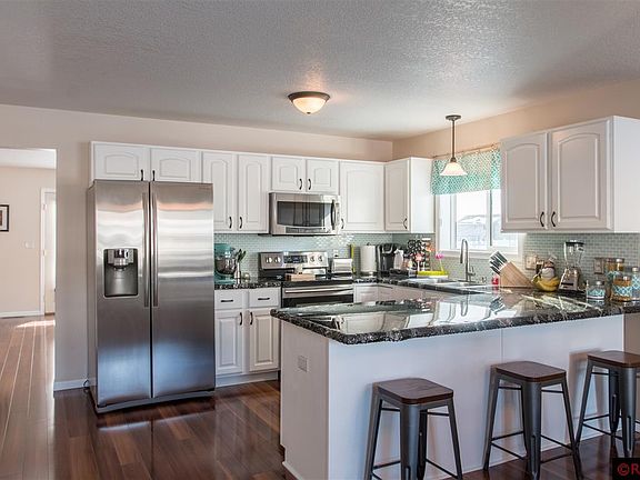 3rd image of 109 Savannah S