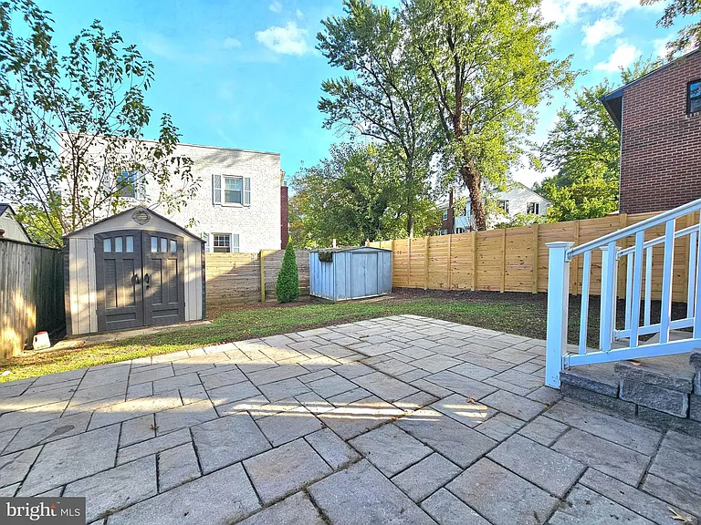 3109 Mosby St — Photo 22
