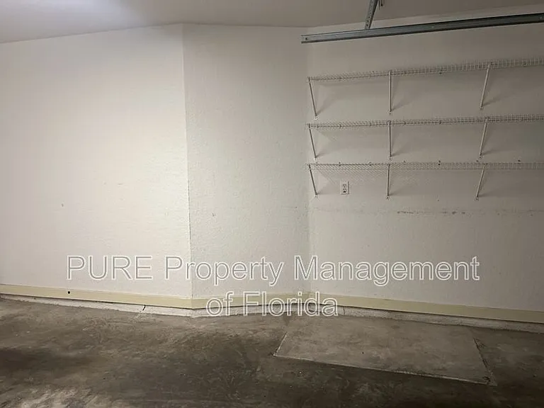 3936 NE 21st Ln — Photo 22