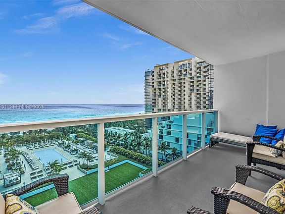 4th image of 2301 Collins Ave #1041/42