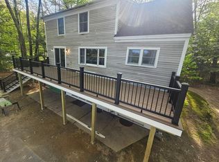 (Undisclosed Address), Raymond, ME 04071