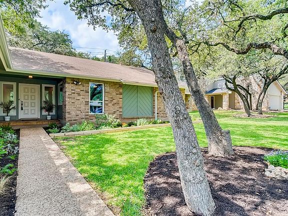 3rd image of 6705 Colina Ln