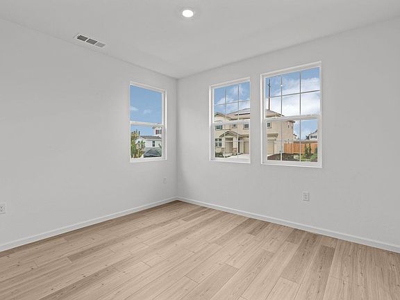 4th image of 475 Brachetto Ln