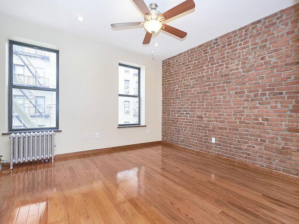 2nd image of 610 W 196th St APT 4C