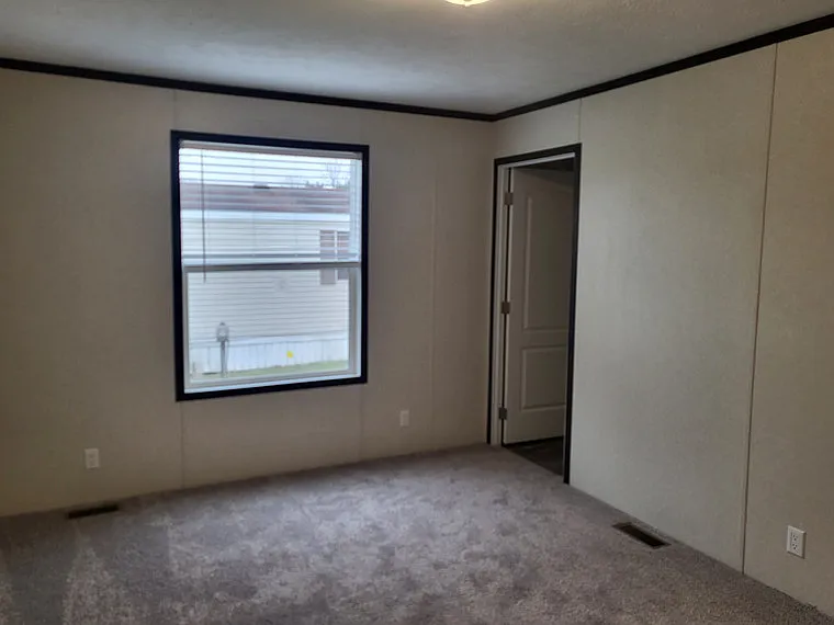 126 Elm Ave — Photo 8