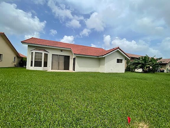 3rd image of 5200 Brian Boulevard