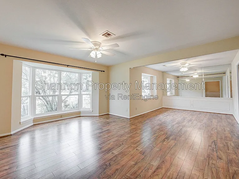 5403 Clift Haven Dr — Photo 5