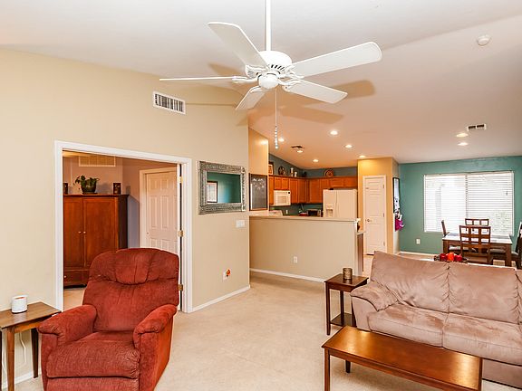 3rd image of 12470 N Crimson Vista Dr