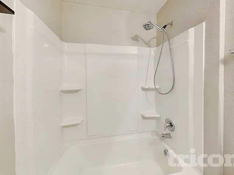 10718 Castello Cyn — Photo 14
