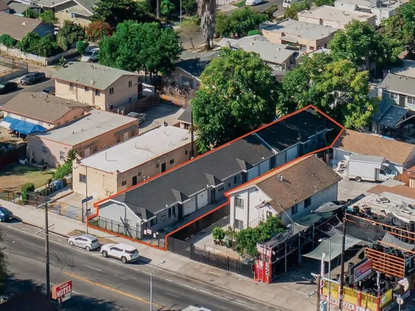 8441 S Main St, Los Angeles, CA 90003