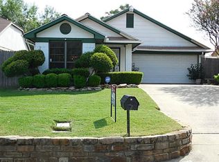 2521 Bamberry Dr, Fort Worth, TX 76133