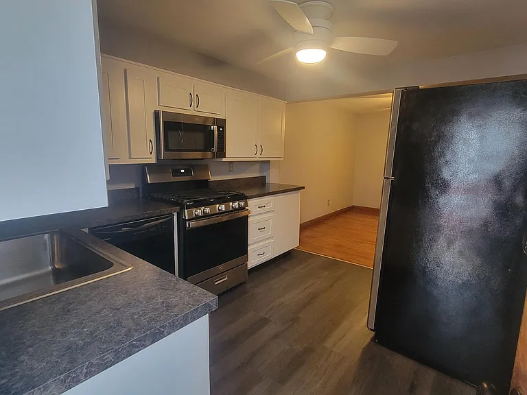 157 Bertha St #1 — Photo 7