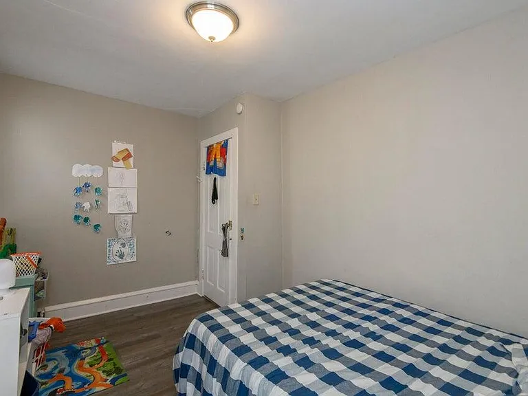 1936 S 7th St #2A — Photo 15