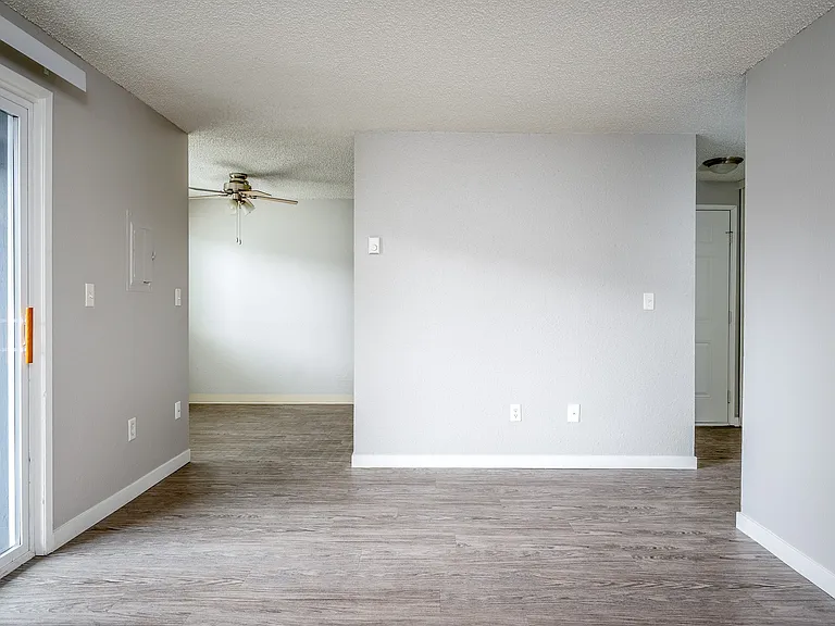 Oak Grove — Photo 18
