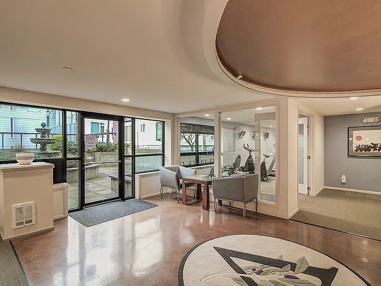 323 Queen Anne Ave N #712 — Photo 4