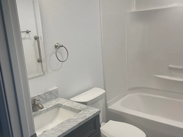 1214 Mosinee Ave #4 — Photo 7