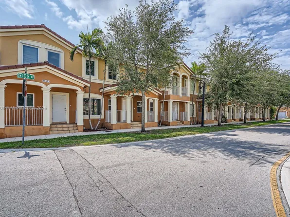 24363 SW 109th Ave, Homestead, FL 33032