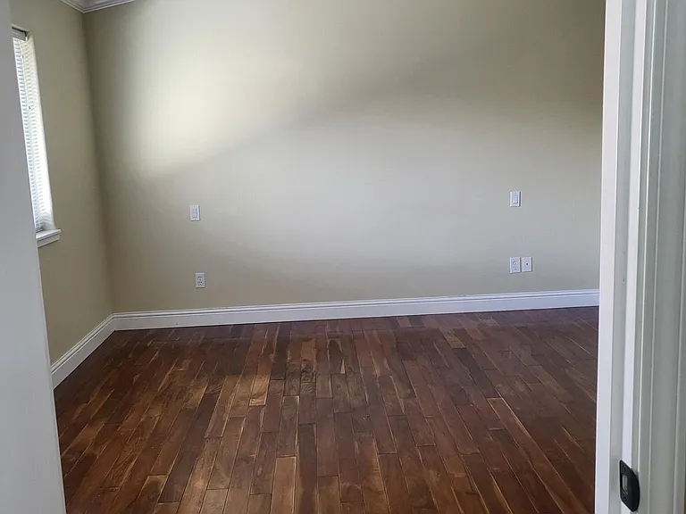 159 SE Aztec Ct — Photo 32