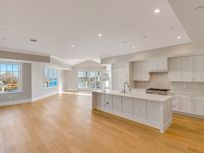128 Elm St #312, Cohasset, MA, 02025
