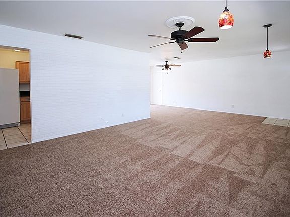 4th image of 1473 Hunt Ln