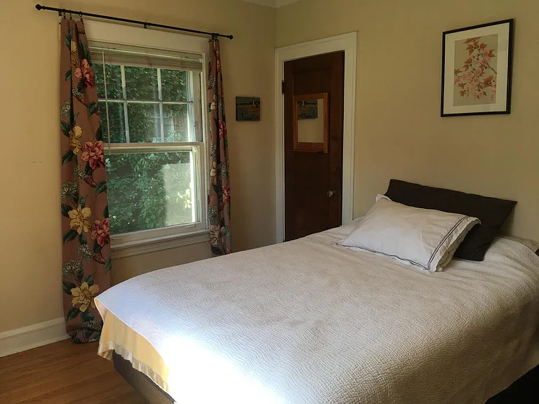 1st bedroom closet