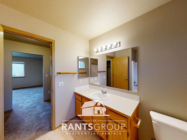 6428 Candace Ct SE — Photo 16