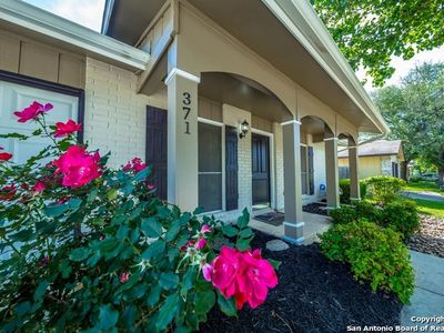 371 Wagon Xing, Universal City, TX, 78148