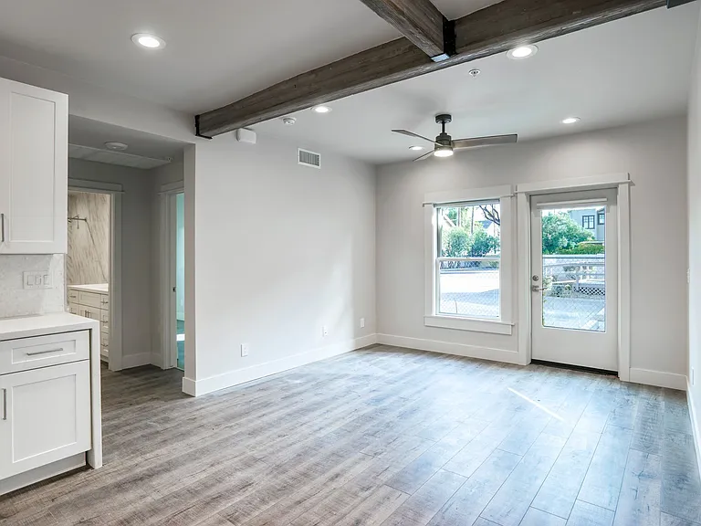 402 W Roosevelt St #203 — Photo 11