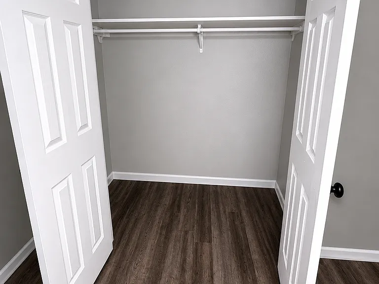 501 Westlawn Dr — Photo 7