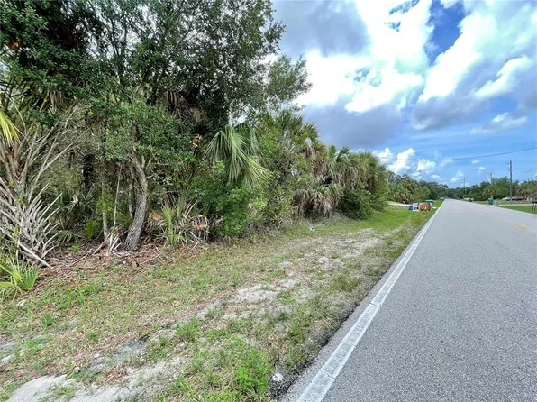 414 Ravenswood Blvd, Port Charlotte, FL 33954